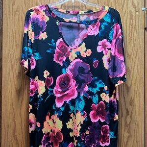 Boutique short sleeve tee